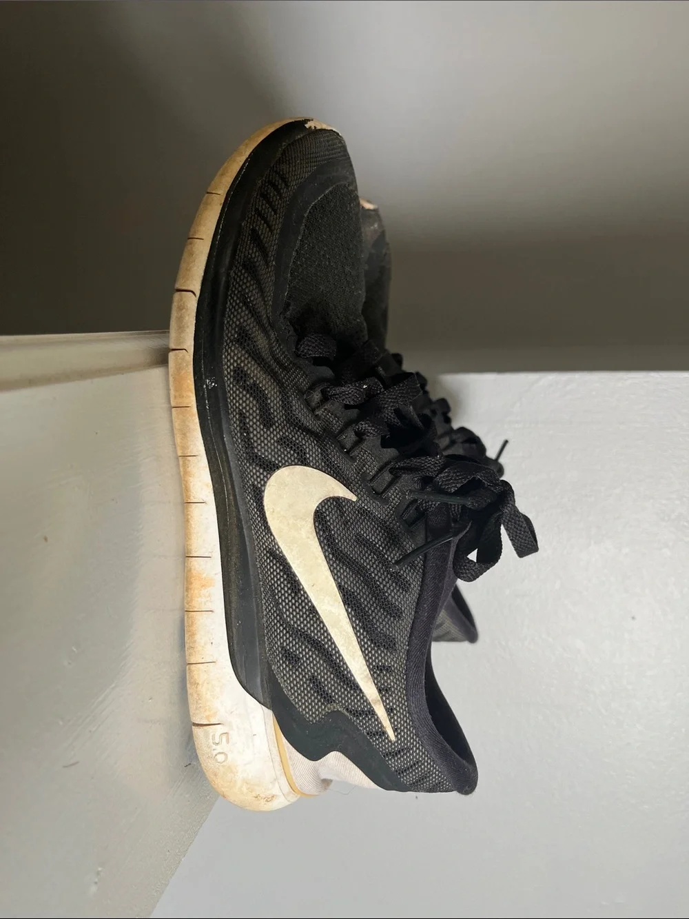 Nike lightweight trainers